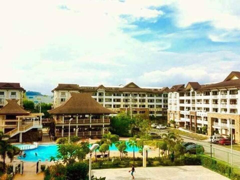 One Oasis A5 Free Pool 3Mins Walk Sm Mall Davao City מראה חיצוני תמונה